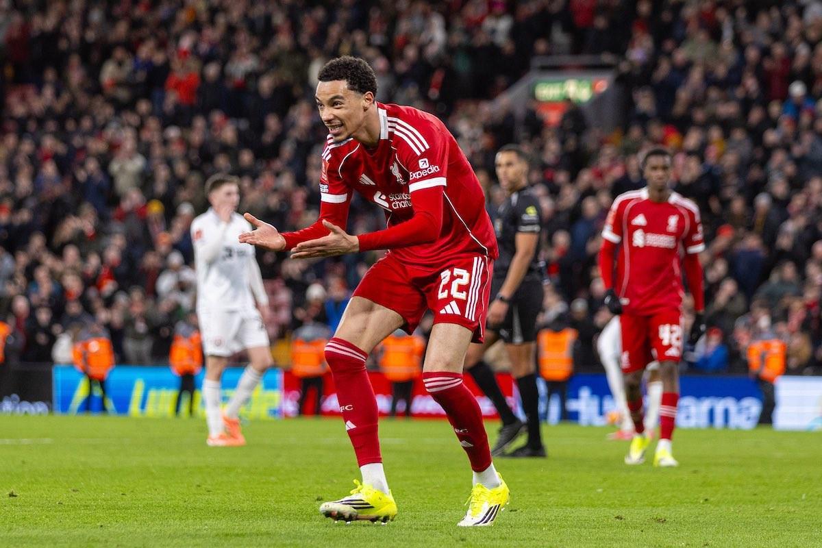 开云线上入口-利物浦首秀赛季五项赛事有进球，埃基蒂克成队史第二人